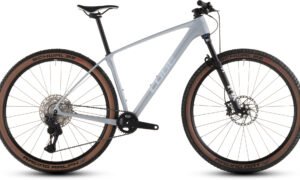 Cube Reaction C:62 Race foggrey´n´white