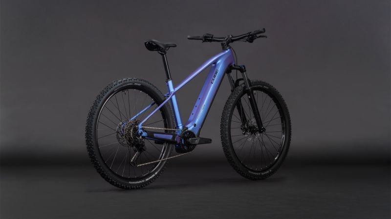 cube-108170-20161640-Reaction-Hybrid-ONE-600-blueiris-n-reflect-2_800x800-1.jpg cube-108170-20161640-Reaction-Hybrid-ONE-600-blueiris-n-reflect-2_800x800-1.jpg