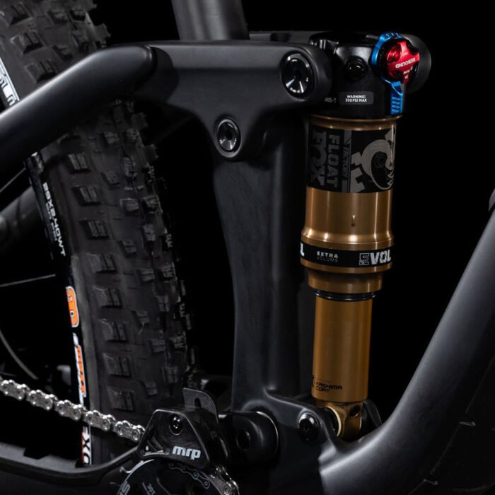 cube-836200-20145471-Stereo-ONE44-C62-Race-29-blackline-5.jpg cube-836200-20145471-Stereo-ONE44-C62-Race-29-blackline-5.jpg
